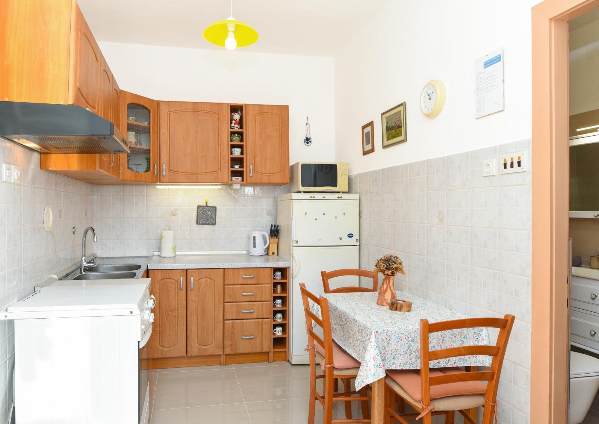 Apartmani Zupanic Koromačno Exteriör bild