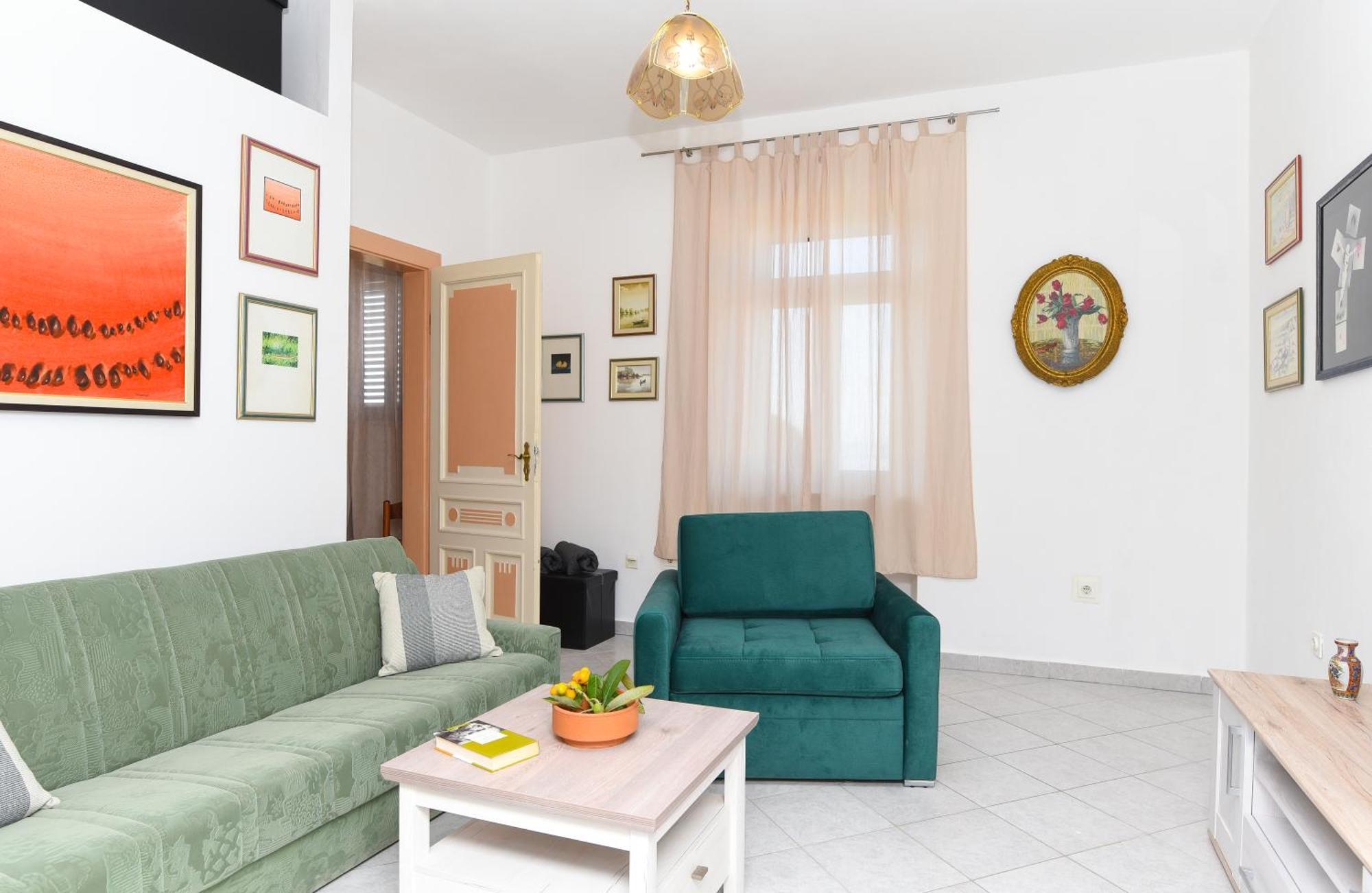 Apartmani Zupanic Koromačno Exteriör bild