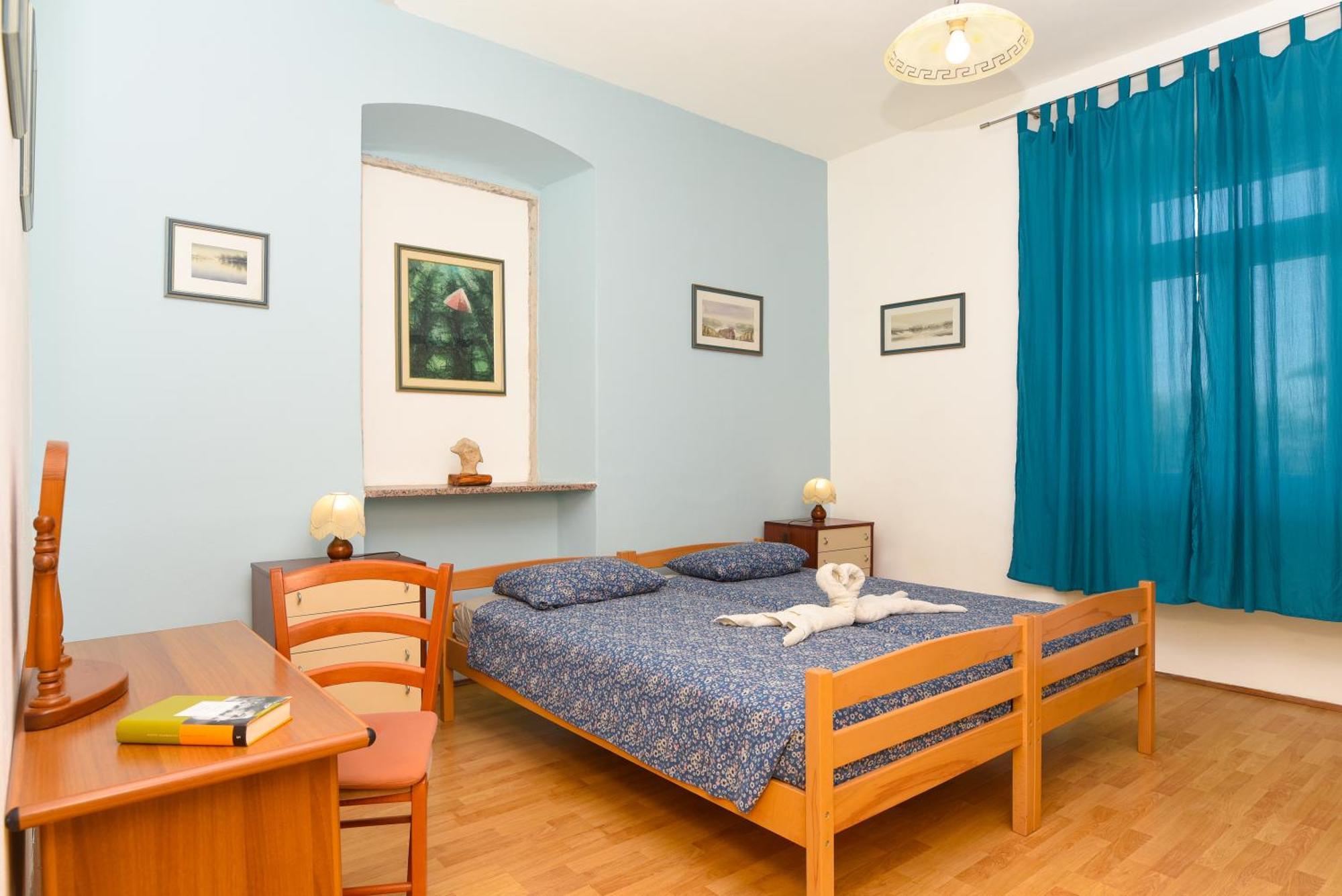 Apartmani Zupanic Koromačno Exteriör bild