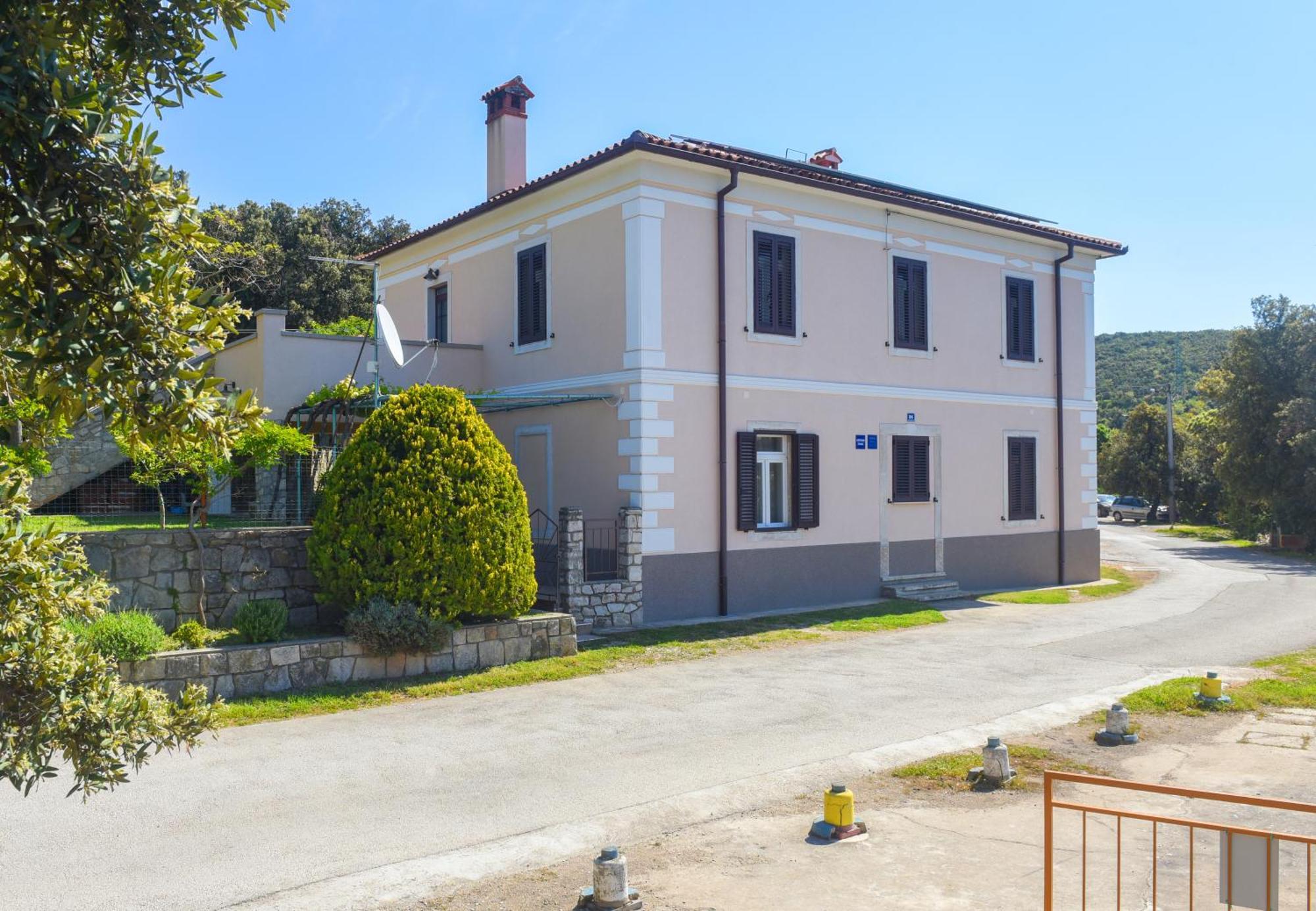 Apartmani Zupanic Koromačno Exteriör bild